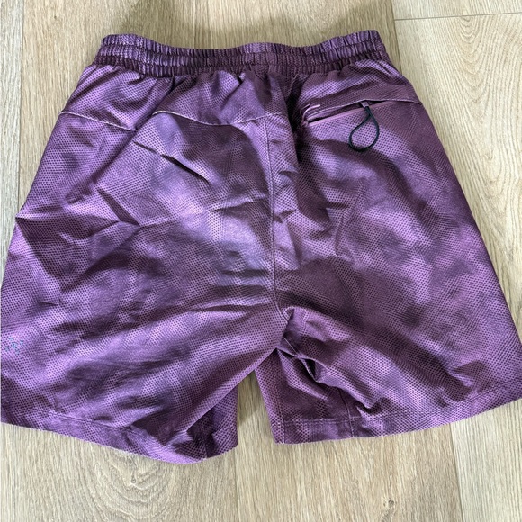 Lululemon Channel Cross Swim Short 7" Shadow Mesh Vintage Plum Men's Medium - Picture 3 of 3